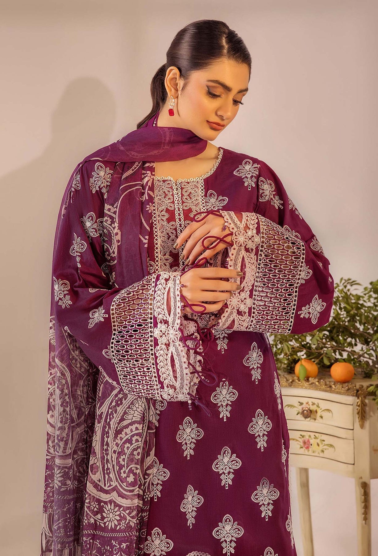 Adans Libas | Chikankari 25 | 4779 - by - Libasekhas UK - Registered Vendor of : Adans Libas - 100% Original Designer Dresss