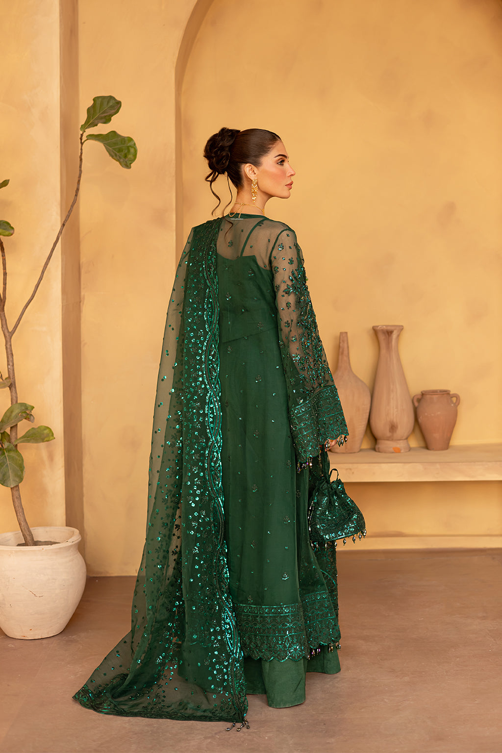 Emaan Adeel I Regalia Luxury Formals I IVYEN - by Libasekhas UK - Registered Vendor of : Emaan Adeel - 100% Original Designer Dress