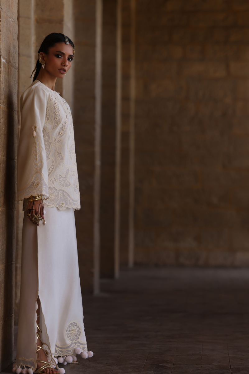 Wardha Saleem | Aari Collection 26 | Roha - by Libasekhas UK - Registered Vendor of : Wardha Saleem - 100% Original Designer Dress