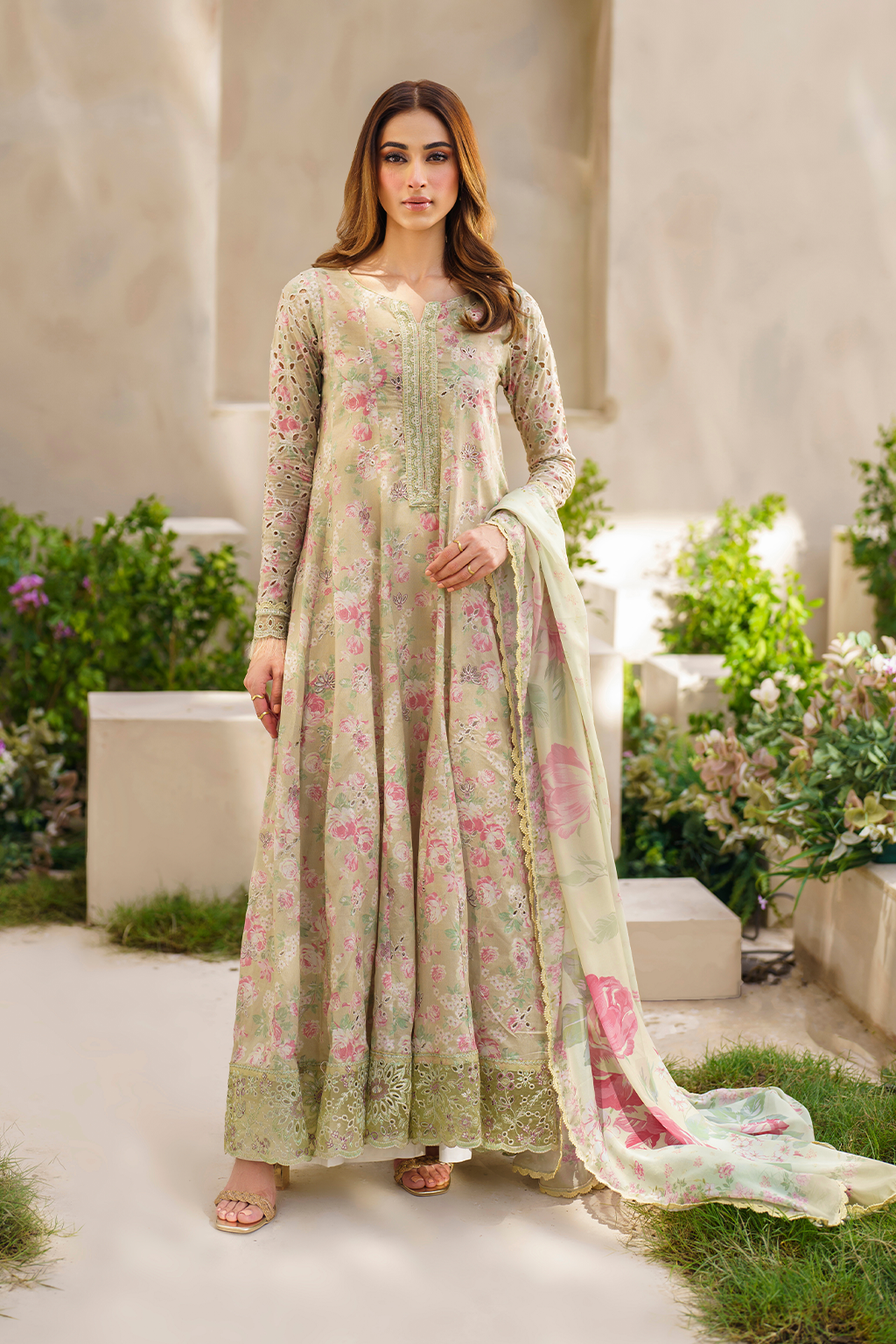 Iznik | Festive lawn 24 | SFL-05 - by - Libasekhas UK - Registered Vendor of : Iznik - 100% Original Designer Dresss