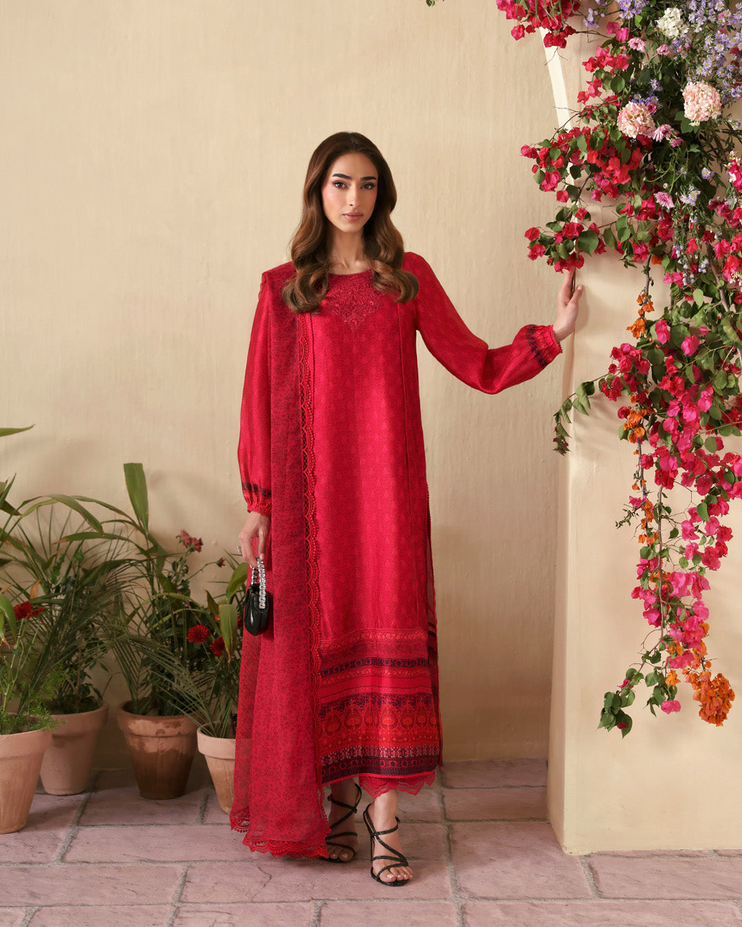 Faiza Saqlain | Serina Luxe | Suhayr - by Libasekhas UK - Registered Vendor of : Faiza Saqlain - 100% Original Designer Dress