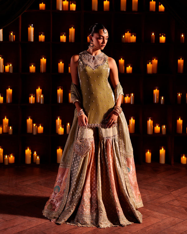 Faiza Saqlain | Zaeva Wedding Formals | Zerra - by Libasekhas UK - Registered Vendor of : Faiza Saqlain - 100% Original Designer Dress