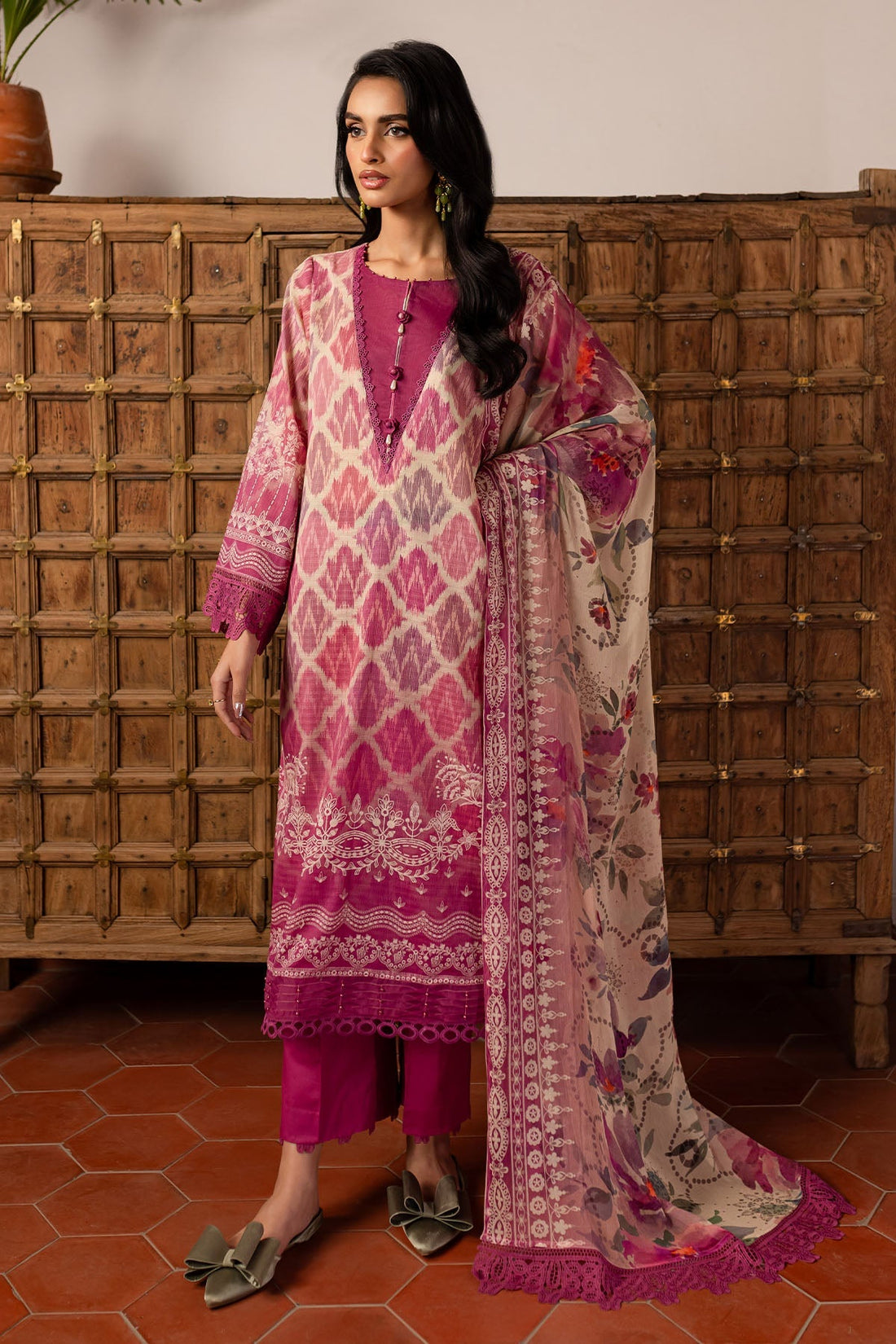 Nureh | Printed lawn 25 | SP-137 - by - Libasekhas UK - Registered Vendor of : Nureh - 100% Original Designer Dresss