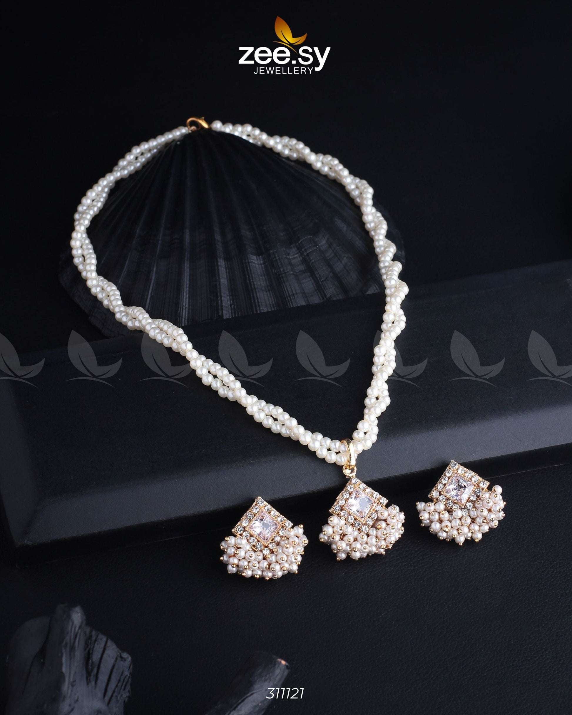 Pendant Necklace - by - Libasekhas UK - Registered Vendor of : Zeesy - 100% Original Designer Dresss