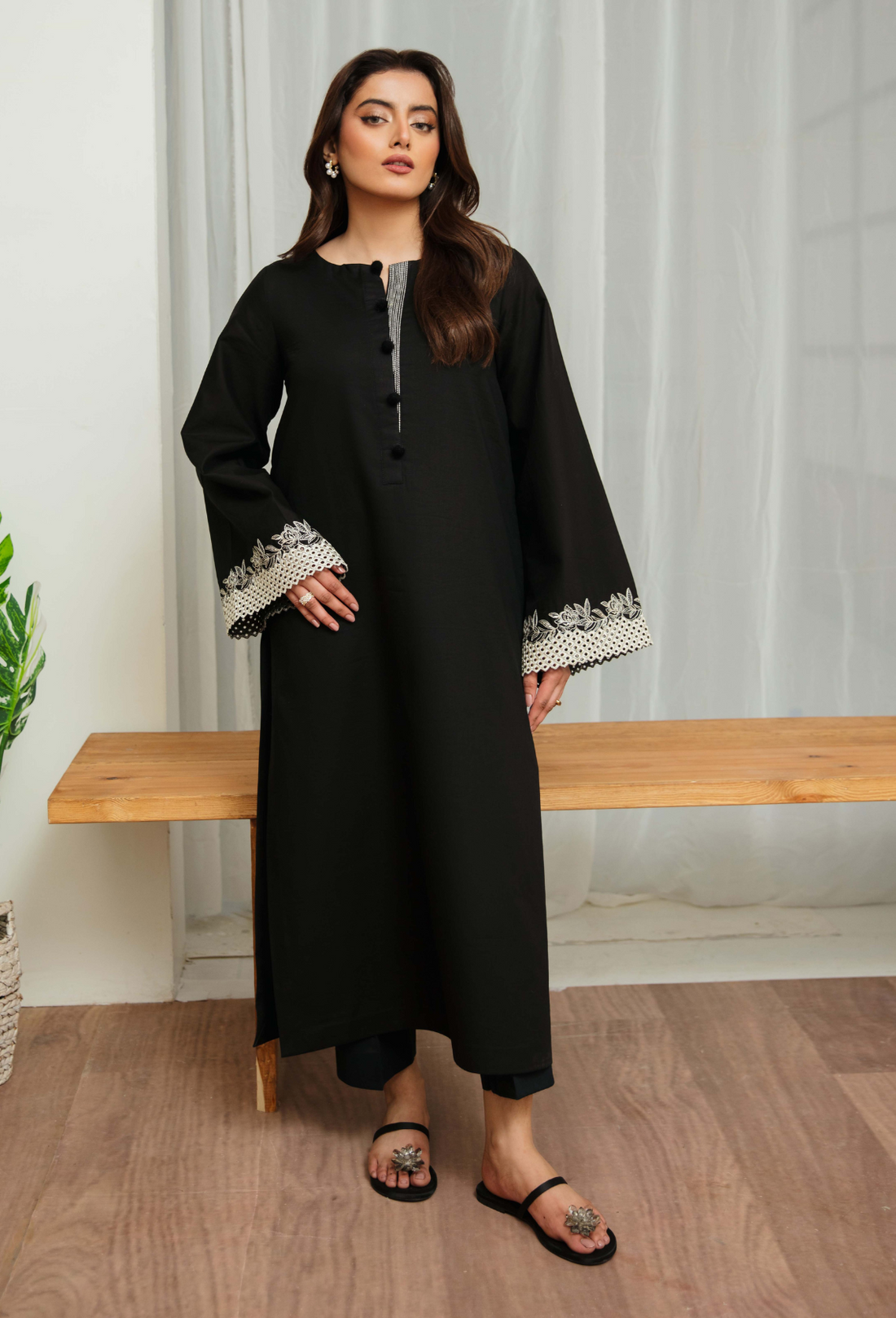 Humdum | Ayra Ready to wear | Ayra - D09 - by - Libasekhas UK - Registered Vendor of : Humdum - 100% Original Designer Dresss
