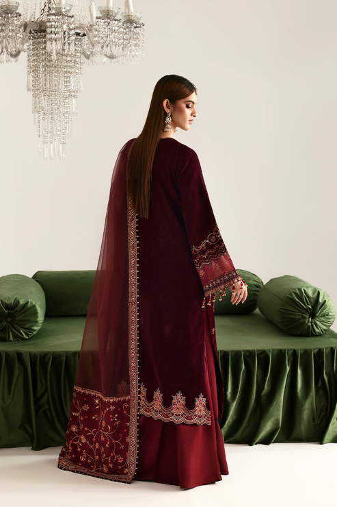 Emaan Adeel | Zarposh Velvet 25 | NADIRA - by Libasekhas UK - Registered Vendor of : Emaan Adeel - 100% Original Designer Dress
