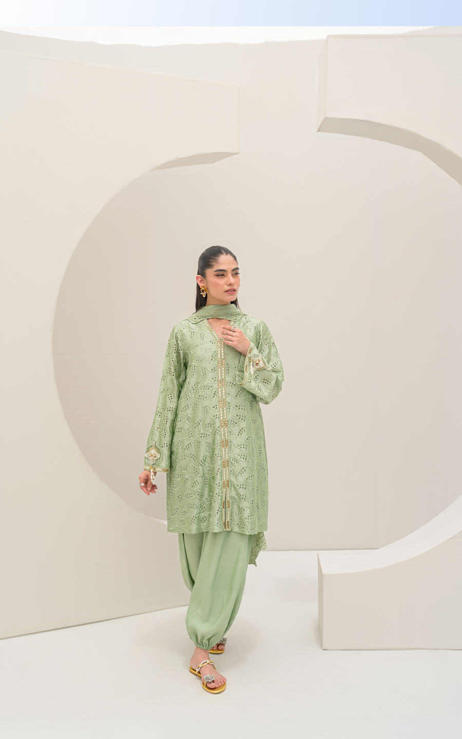 Sana Abbas | Ara Eid Luxe | Lumi - by Libasekhas - Registered Vendor of : Sana Abbas - 100% Original Designer Dress
