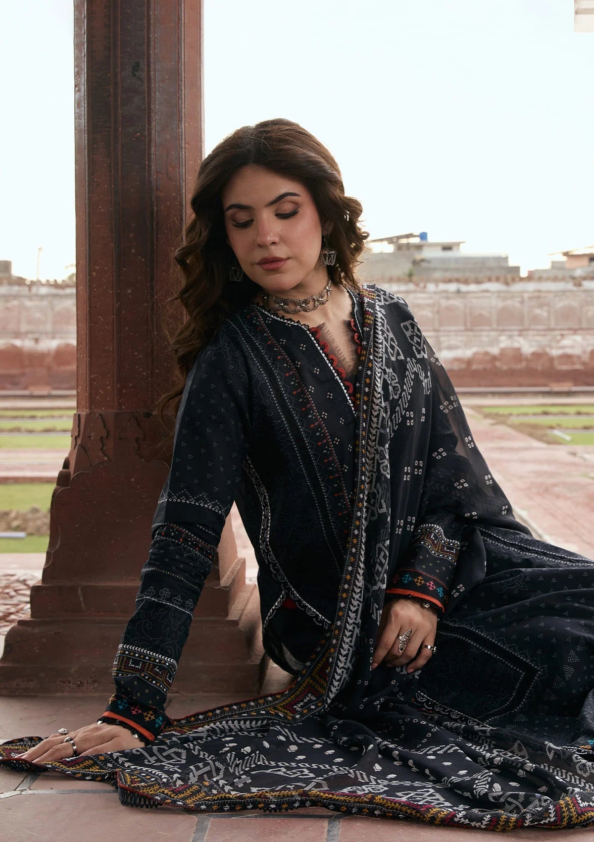 Kahf Premium | Prints Collection 26 | KPS-5A GUL-E-SIYAH - by Libasekhas - Registered Vendor of : Kahf Premium - 100% Original Designer Dress