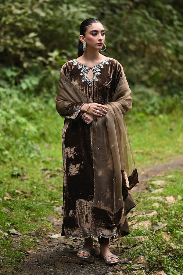 Hue Pret | Farasha Luxury Winter | Baran - by - Libasekhas UK - Registered Vendor of : Hue Pret - 100% Original Designer Dresss