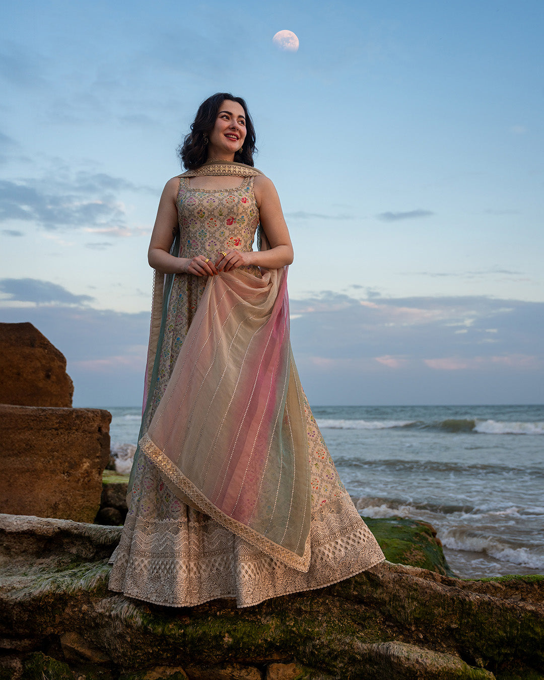 Faiza Saqlain | Reina Luxe | Naavah - by Libasekhas UK - Registered Vendor of : Faiza Saqlain - 100% Original Designer Dress