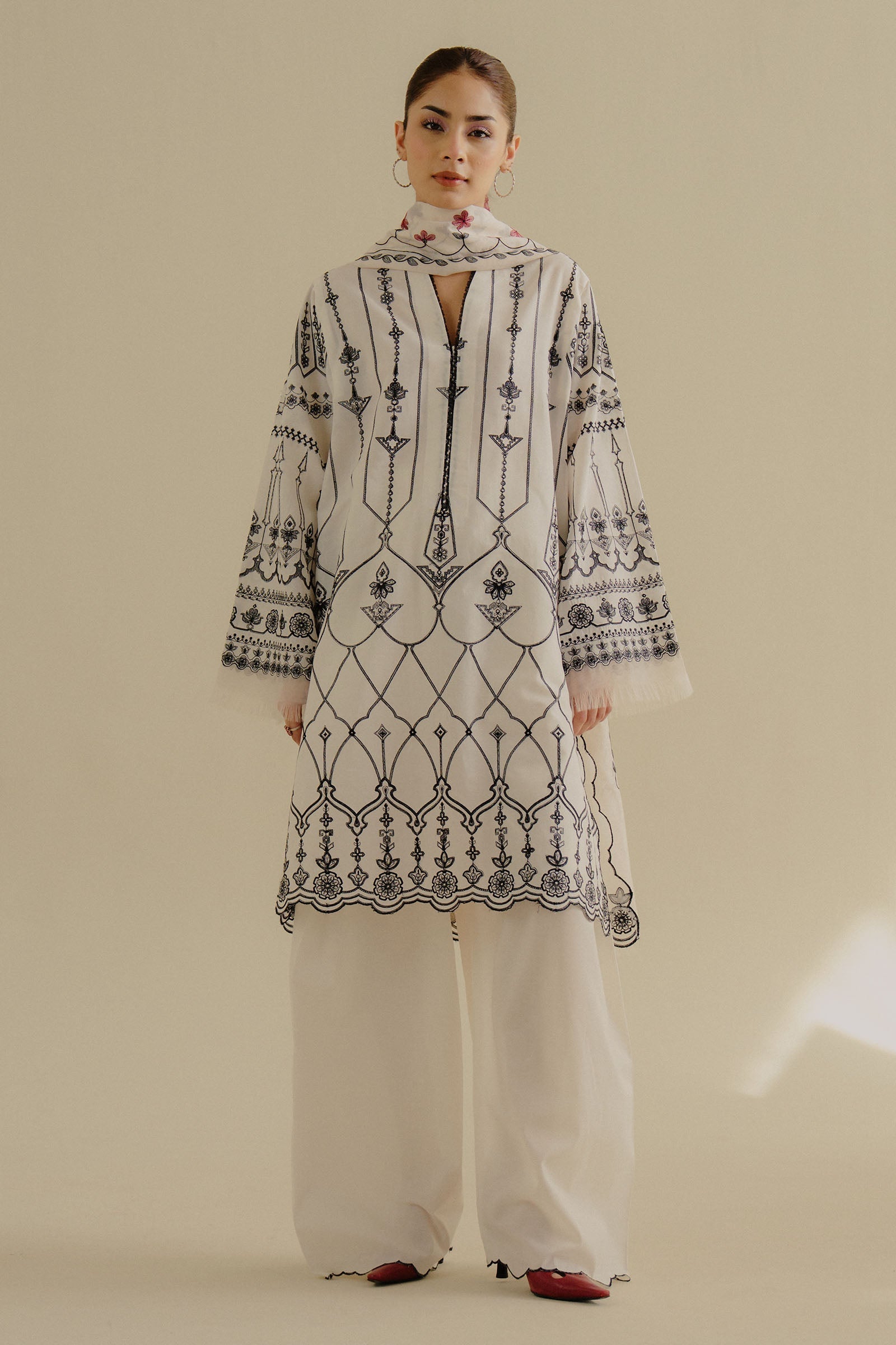 Zara Shahjahan | Coco Lawn 25 | Iris-2B - by - Libasekhas UK - Registered Vendor of : Zara Shahjahan - 100% Original Designer Dresss