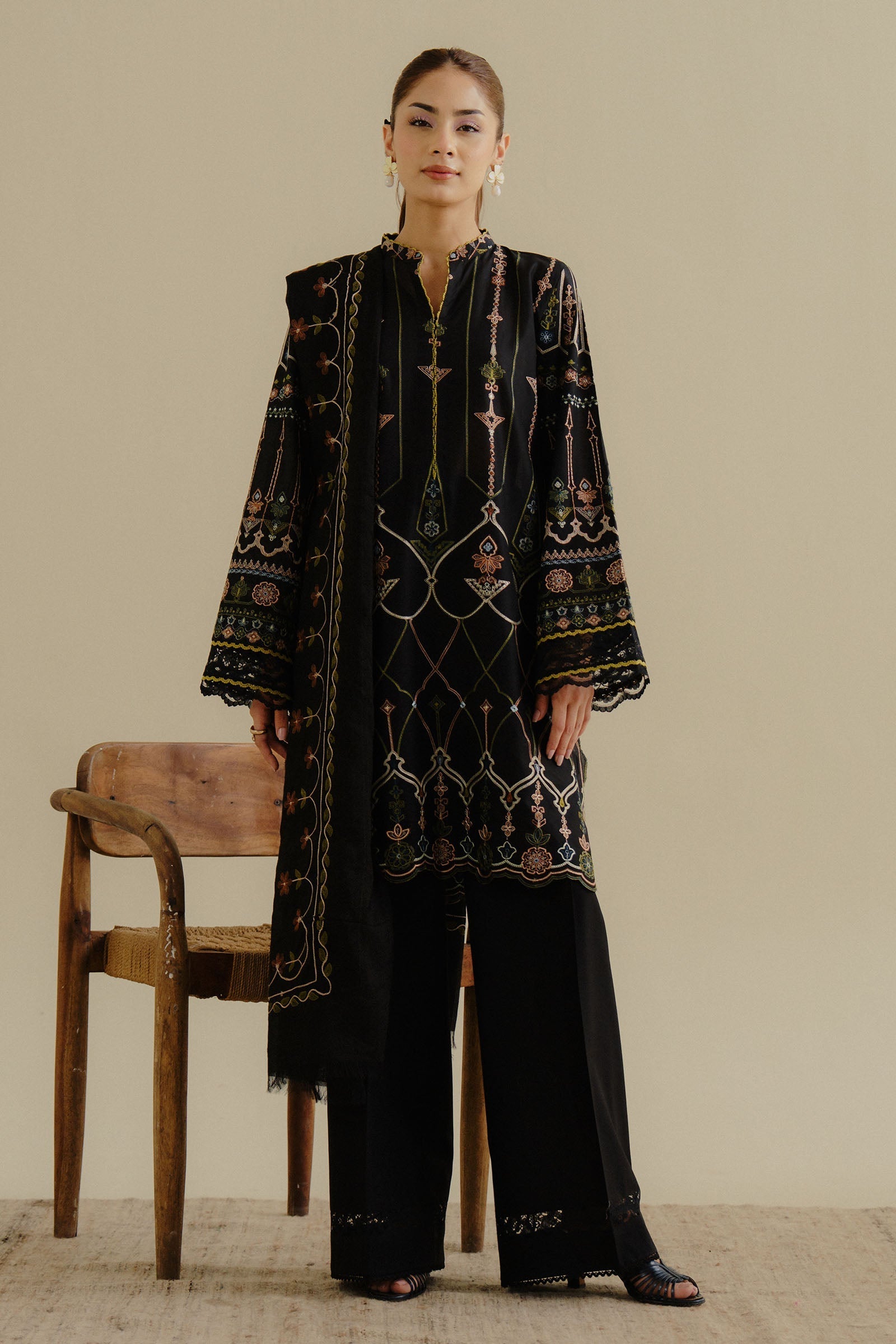 Zara Shahjahan | Coco Lawn 25 | Iris-2A - by - Libasekhas UK - Registered Vendor of : Zara Shahjahan - 100% Original Designer Dresss