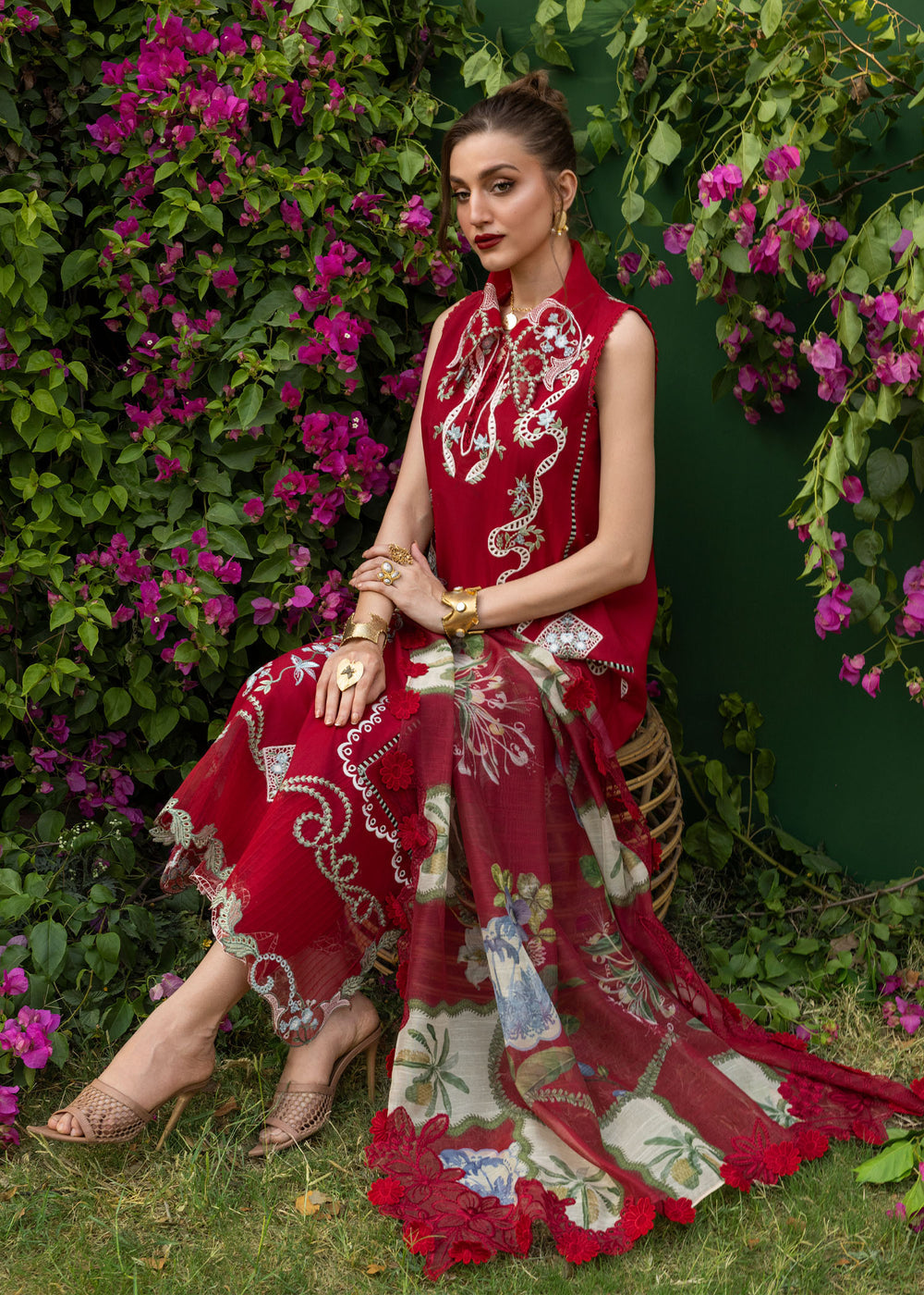 Saira Shakira | Bloom Lawn | ELISE 1B - by Libasekhas - Registered Vendor of : Saira Rizwan - 100% Original Designer Dress