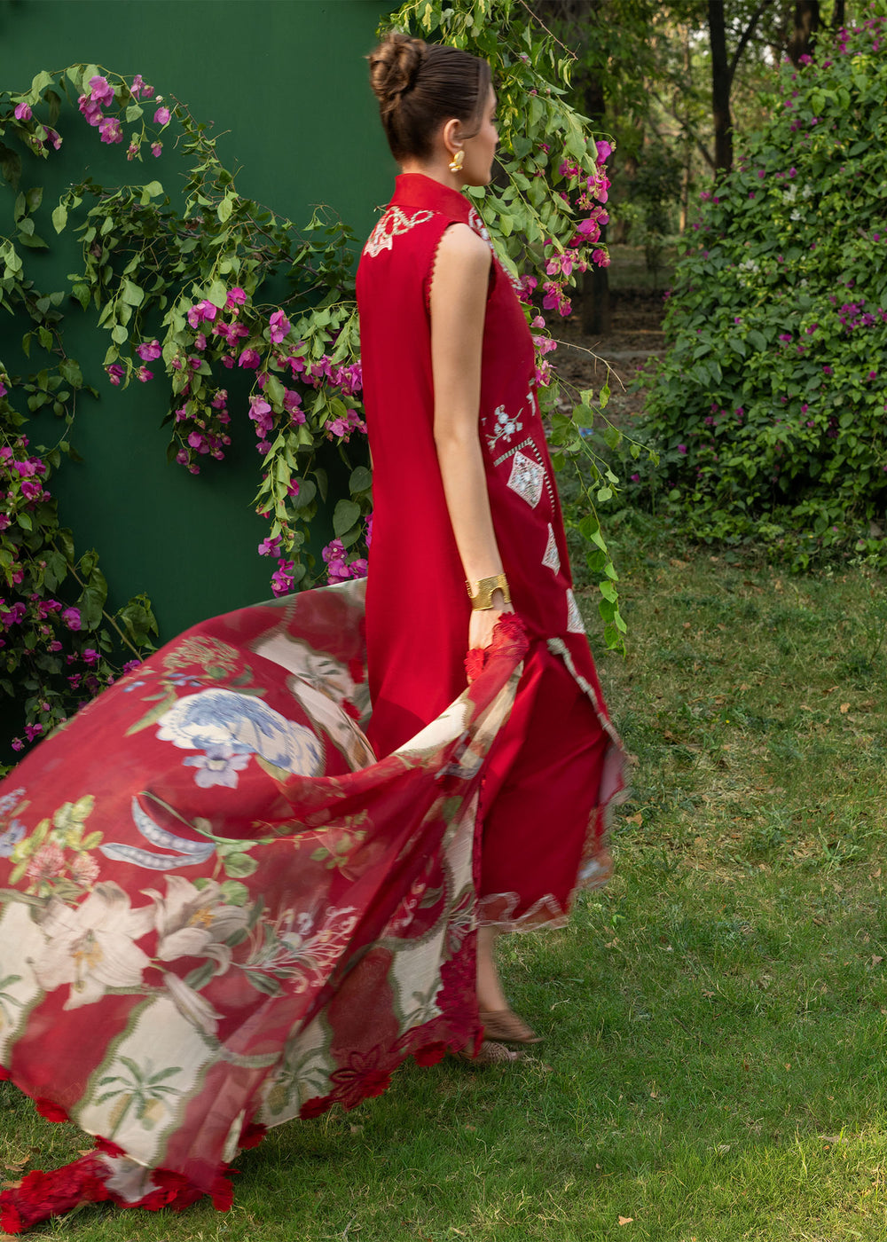 Saira Shakira | Bloom Lawn | ELISE 1B - by Libasekhas - Registered Vendor of : Saira Rizwan - 100% Original Designer Dress