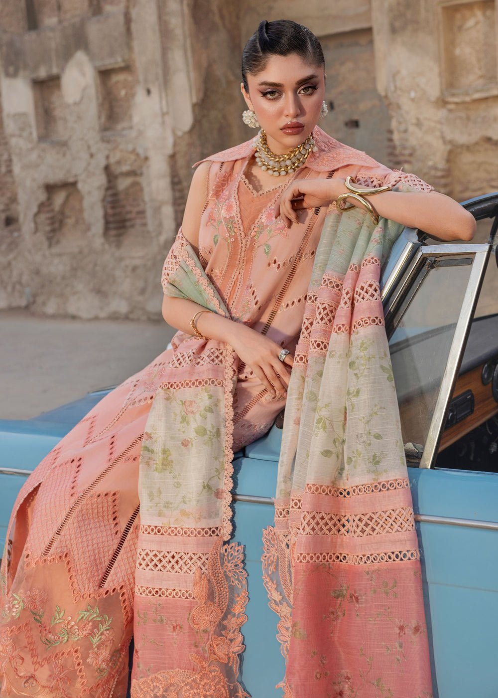 Saira Shakira | Bloom Lawn | AMBRE 1B - by Libasekhas - Registered Vendor of : Saira Rizwan - 100% Original Designer Dress