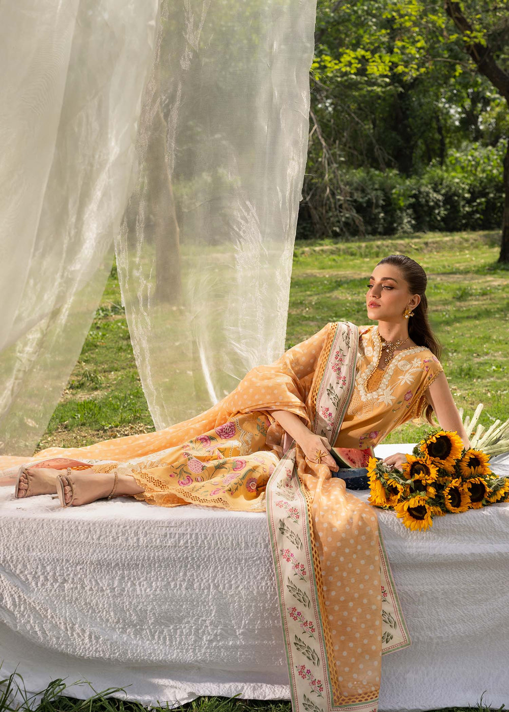 Saira Shakira | Bloom Lawn | LILY 1B - by Libasekhas - Registered Vendor of : Saira Rizwan - 100% Original Designer Dress