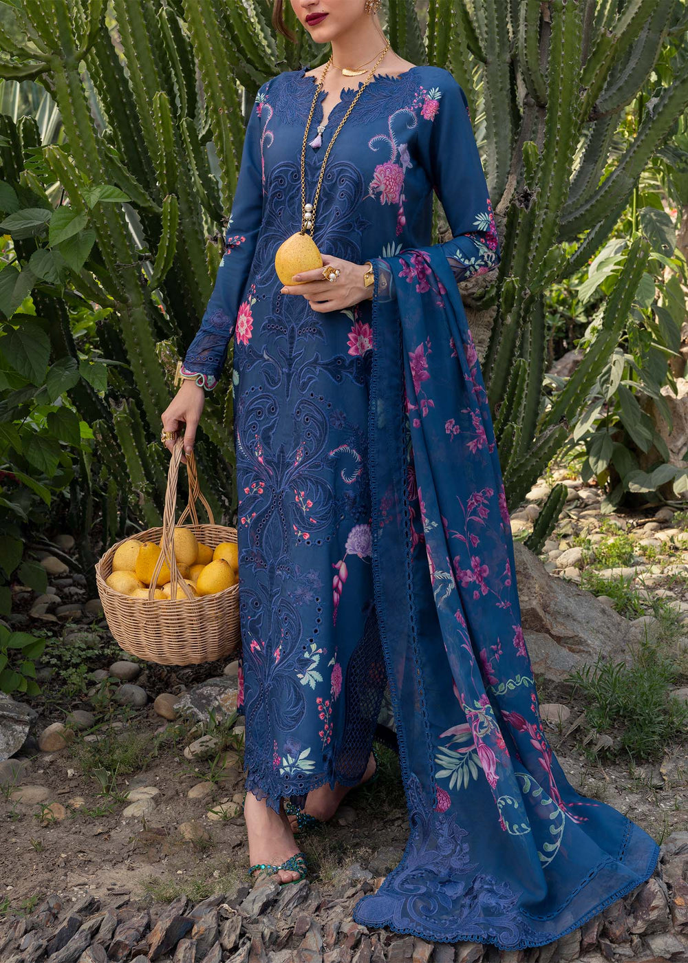 Saira Shakira | Bloom Lawn | ZELIE 1B - by Libasekhas - Registered Vendor of : Saira Rizwan - 100% Original Designer Dress