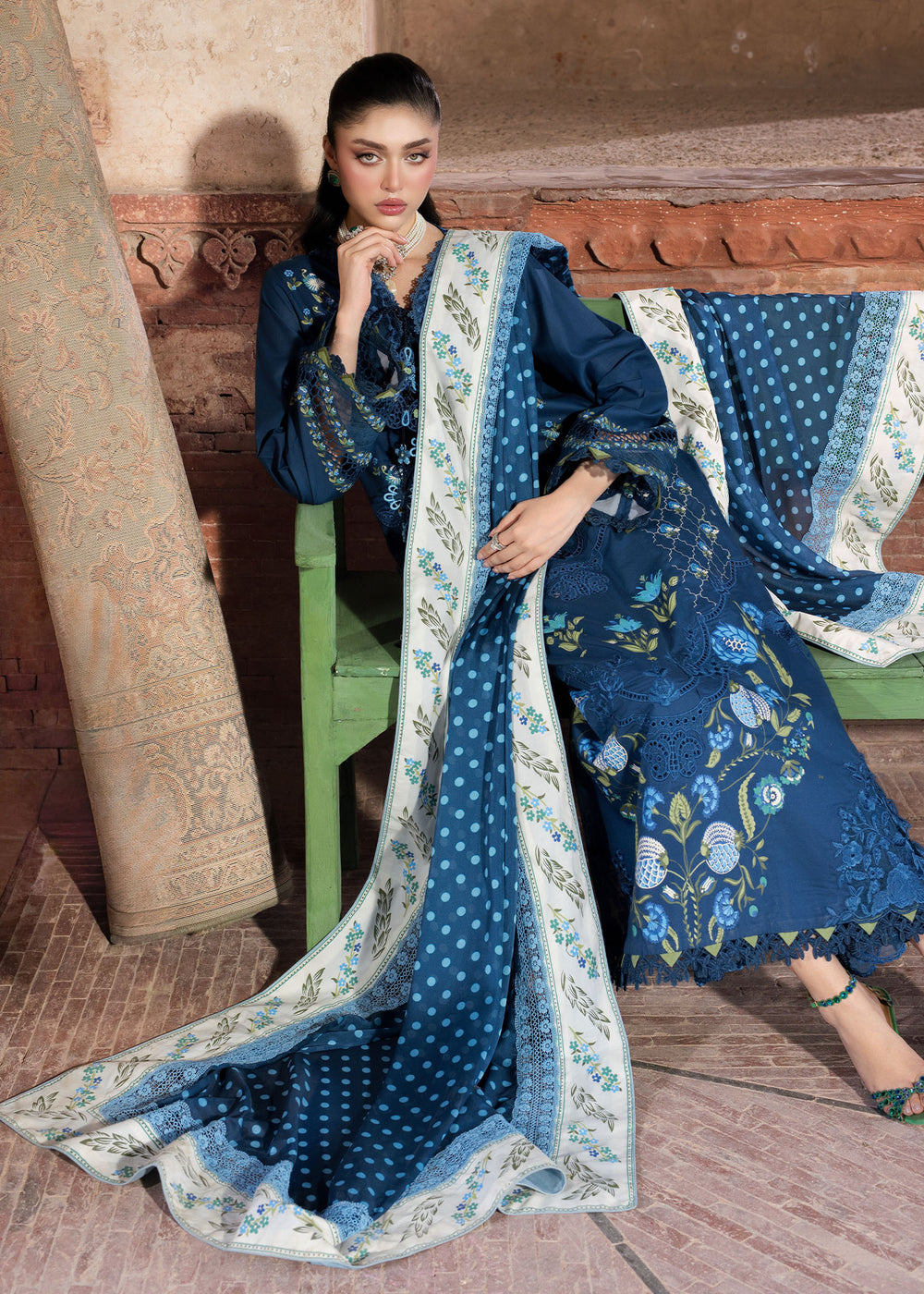 Saira Shakira | Bloom Lawn | LILY 1A - by Libasekhas - Registered Vendor of : Saira Rizwan - 100% Original Designer Dress