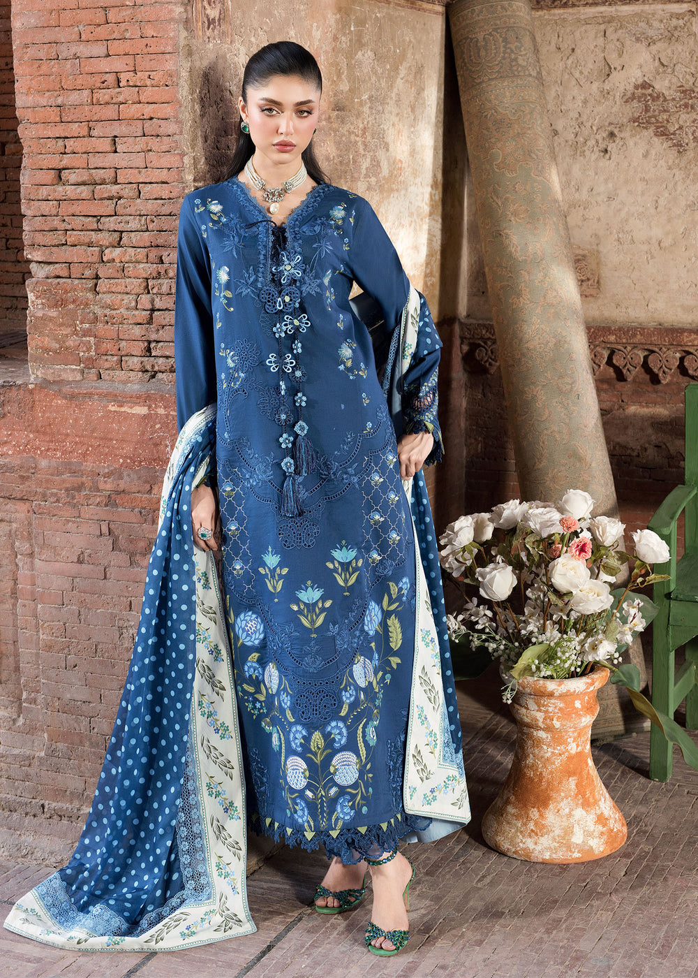 Saira Shakira | Bloom Lawn | LILY 1A - by Libasekhas - Registered Vendor of : Saira Rizwan - 100% Original Designer Dress