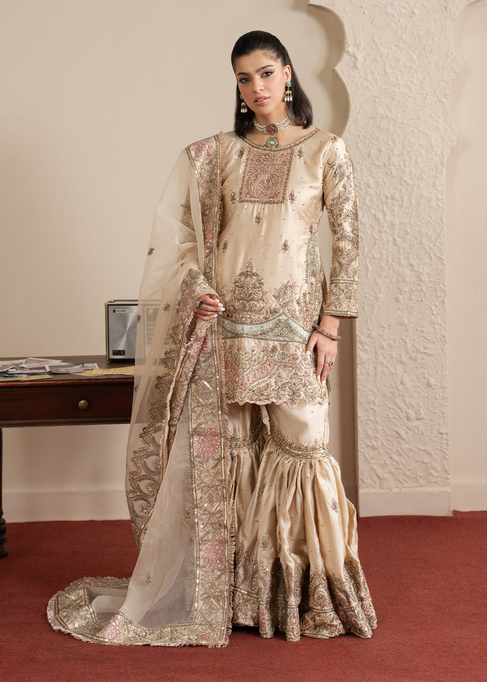 Haseens | Sakhiyan Formals | Arsheen - by Libasekhas UK - Registered Vendor of : Haseens - 100% Original Designer Dress
