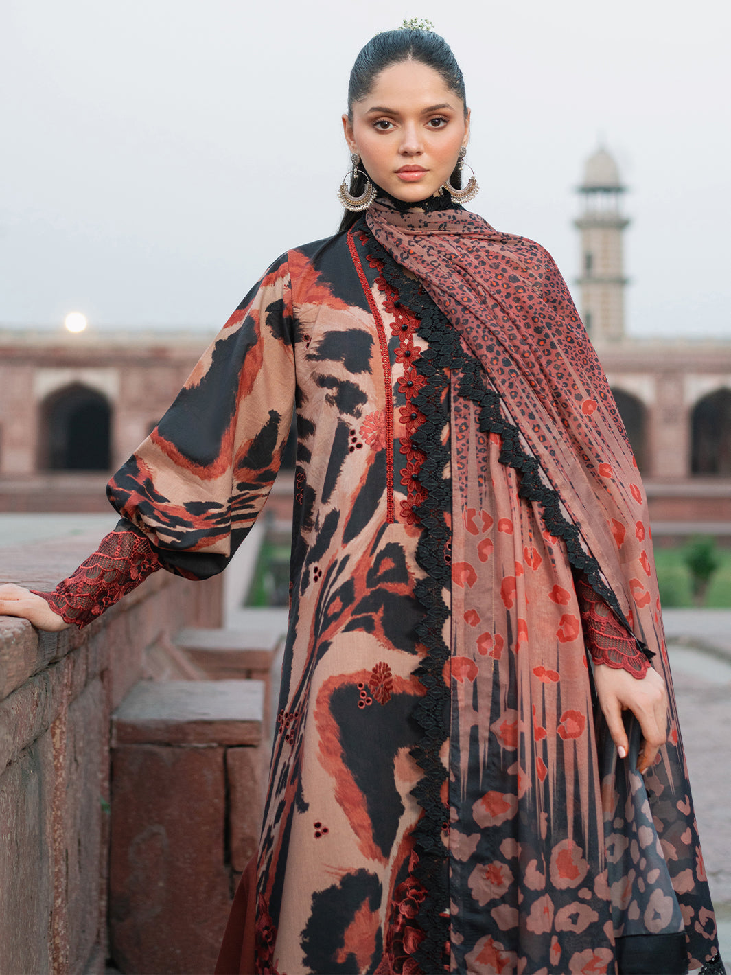 Bin Ilyas | Naqsh Naaz Luxury Lawn 25 | 2086 - C - by - Libasekhas UK - Registered Vendor of : Bin Ilyas - 100% Original Designer Dresss