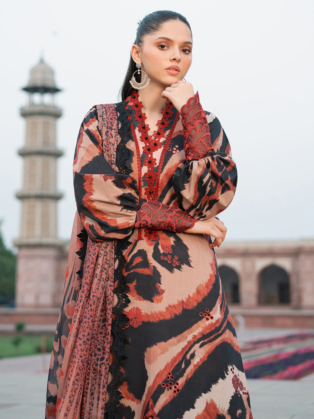 Bin Ilyas | Naqsh Naaz Luxury Lawn 25 | 2086 - C - by - Libasekhas UK - Registered Vendor of : Bin Ilyas - 100% Original Designer Dresss