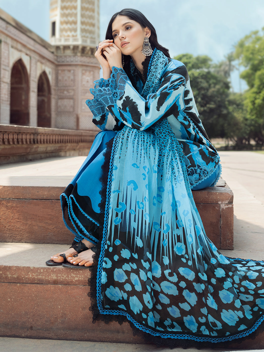 Bin Ilyas | Naqsh Naaz Luxury Lawn 25 | 2086 - D - by - Libasekhas UK - Registered Vendor of : Bin Ilyas - 100% Original Designer Dresss