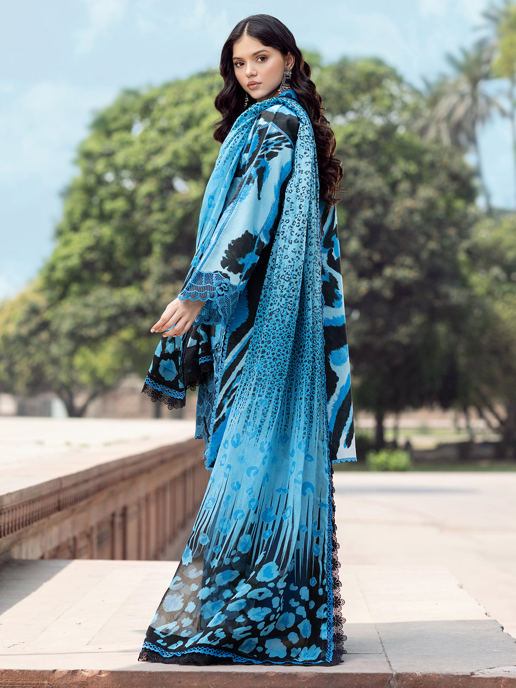 Bin Ilyas | Naqsh Naaz Luxury Lawn 25 | 2086 - D - by - Libasekhas UK - Registered Vendor of : Bin Ilyas - 100% Original Designer Dresss
