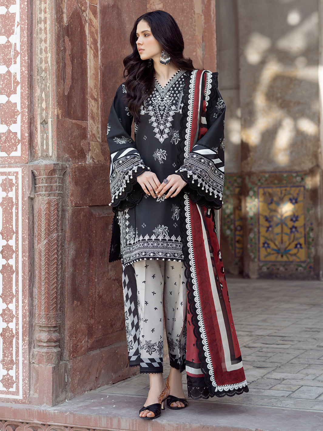 Bin Ilyas | Naqsh Naaz Luxury Lawn 25 | 2088 - A - by - Libasekhas UK - Registered Vendor of : Bin Ilyas - 100% Original Designer Dresss