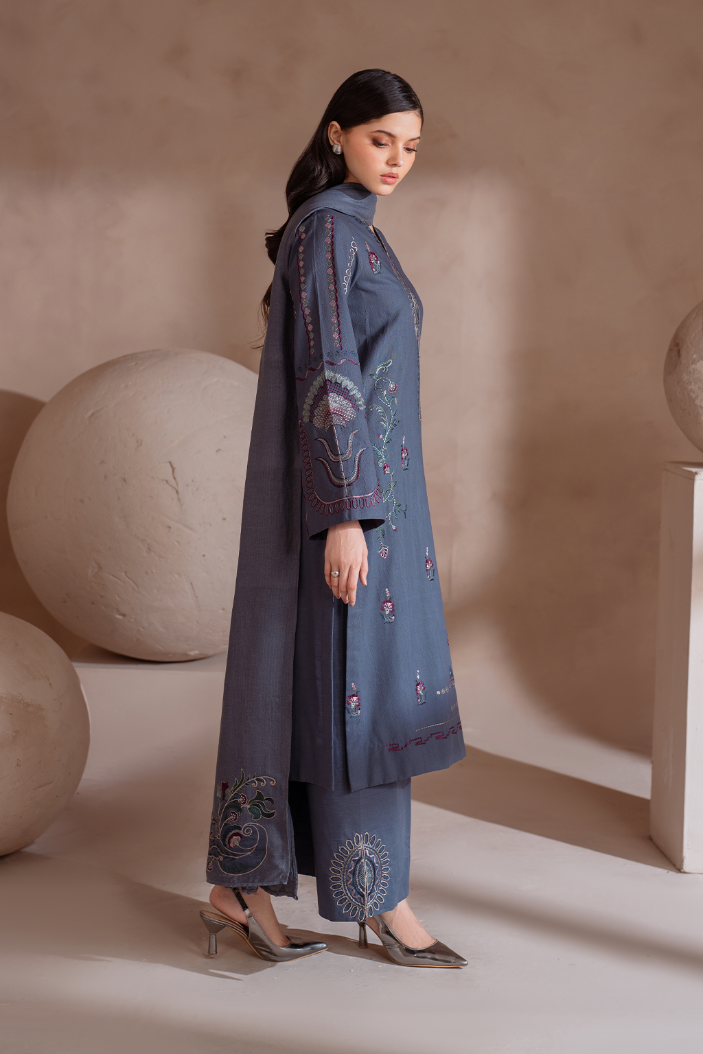 Iznik | Exclusive Winter | UE-360 - by - Libasekhas UK - Registered Vendor of : Iznik - 100% Original Designer Dresss