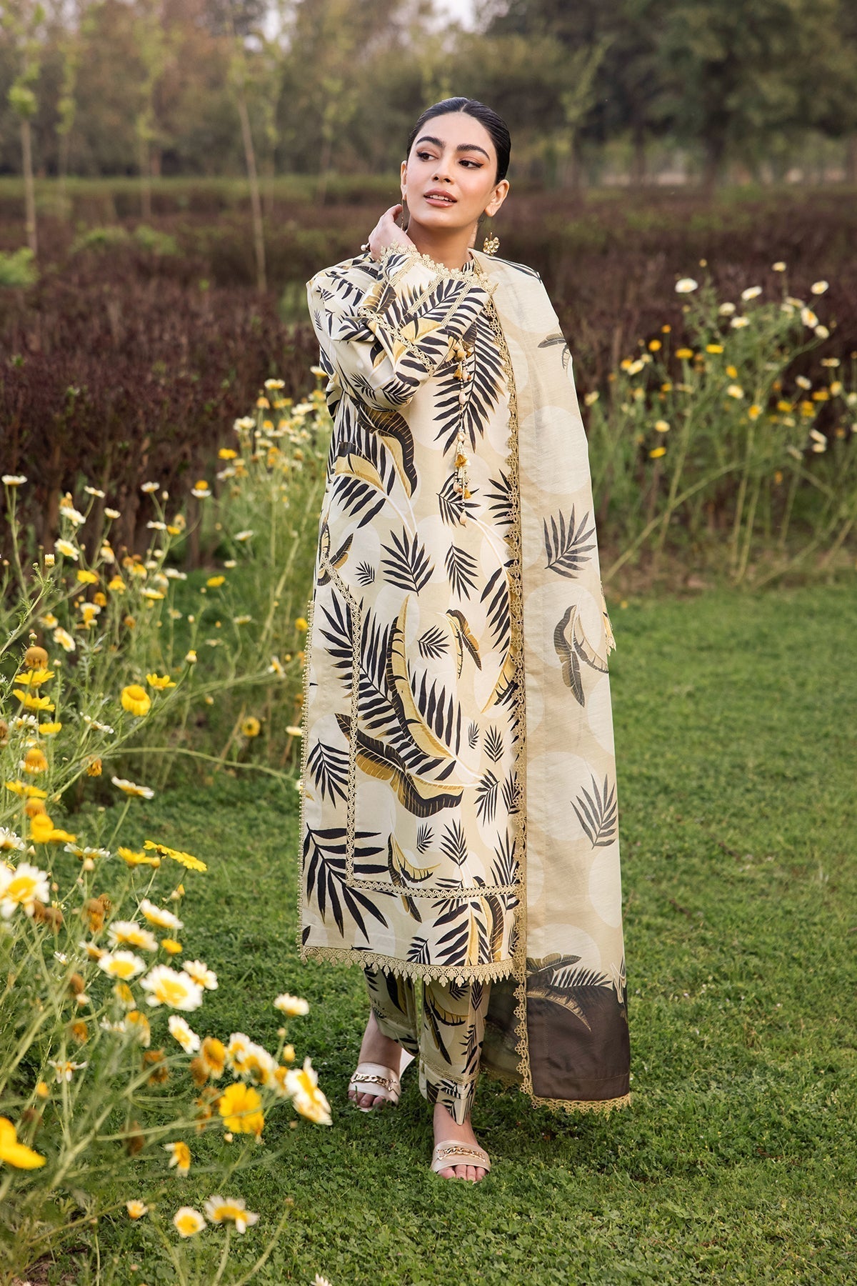Alizeh | Sheen Lawn Prints 24 | DAFFODIL - by - Libasekhas UK - Registered Vendor of : Alizeh - 100% Original Designer Dresss