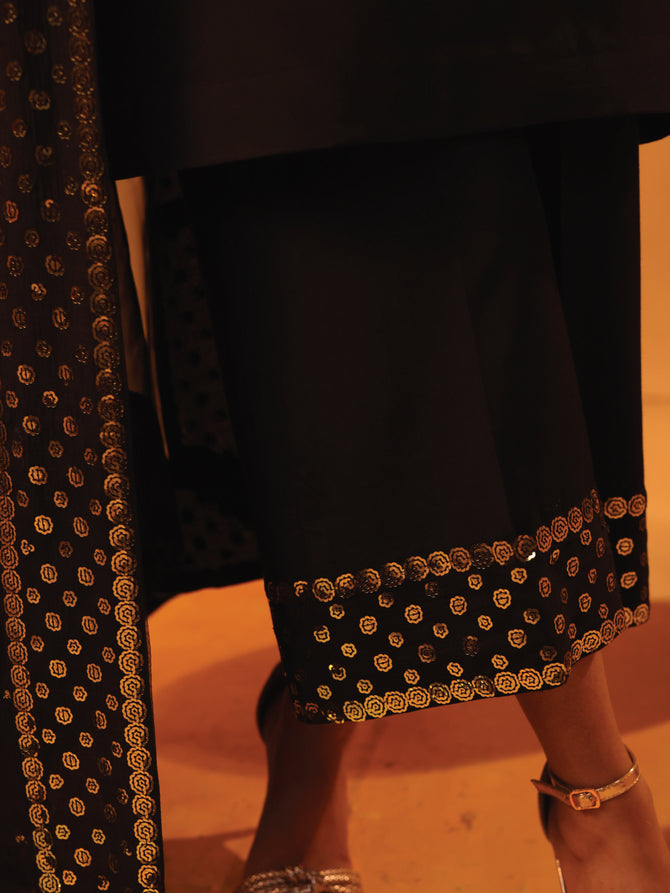 Faiza Faisal | Signature Pret Eid Edit | Elke - by - Libasekhas UK - Registered Vendor of : Faiza Faisal - 100% Original Designer Dresss