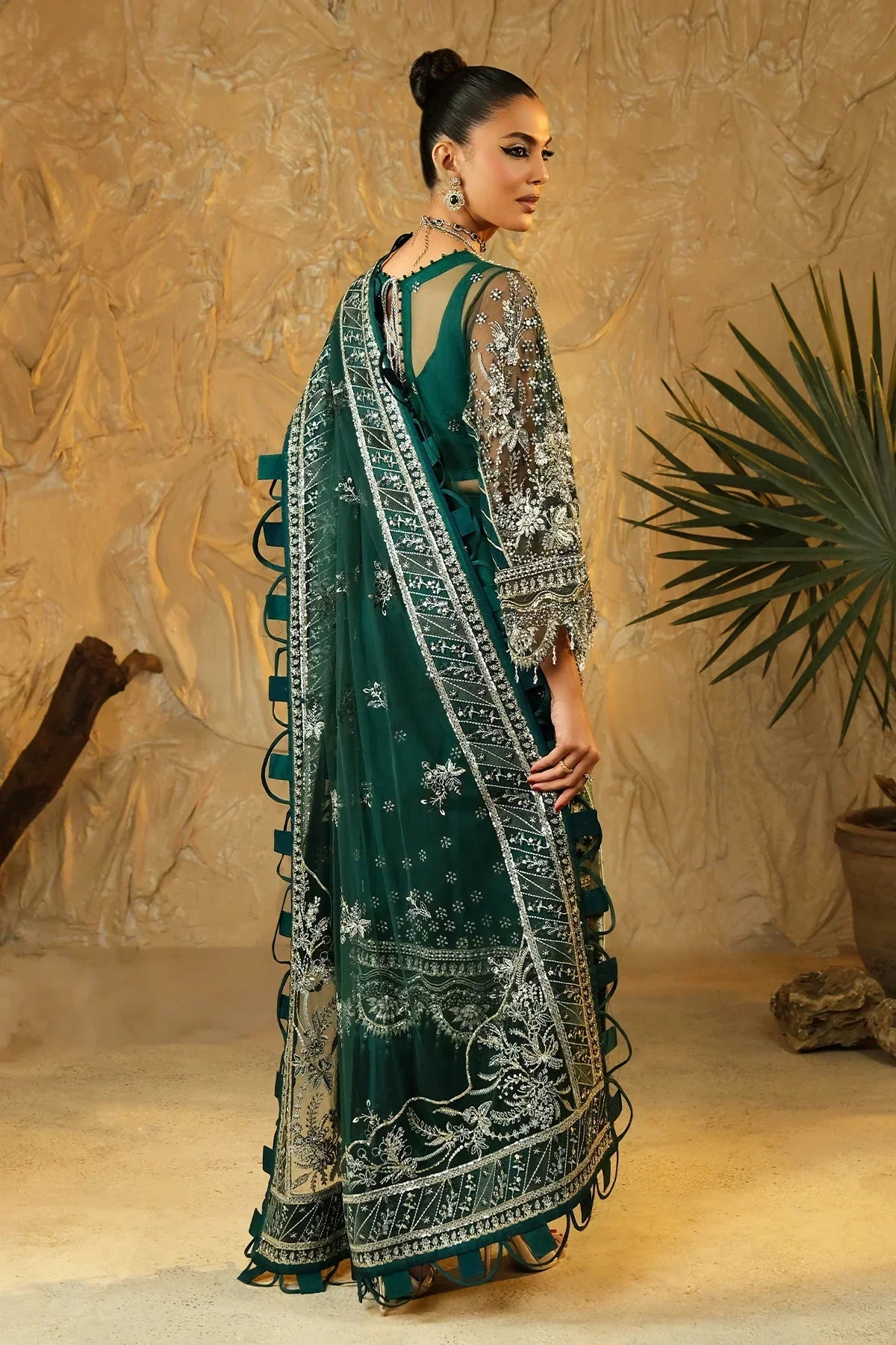 Mina Kashif | Kahani Luxury Formals 23 | Dastan - by - Libasekhas UK - Registered Vendor of : Mina Kashif - 100% Original Designer Dresss