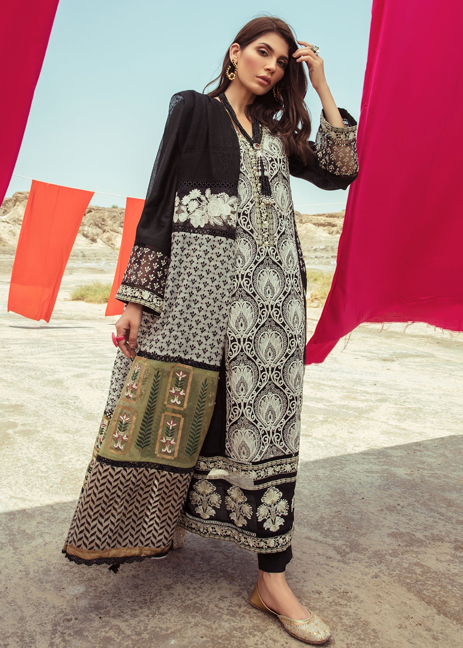 Saira Shakira | Luxury Pret | Black Beauty - by Libasekhas UK - Registered Vendor of : Saira Shakira - 100% Original Designer Dress
