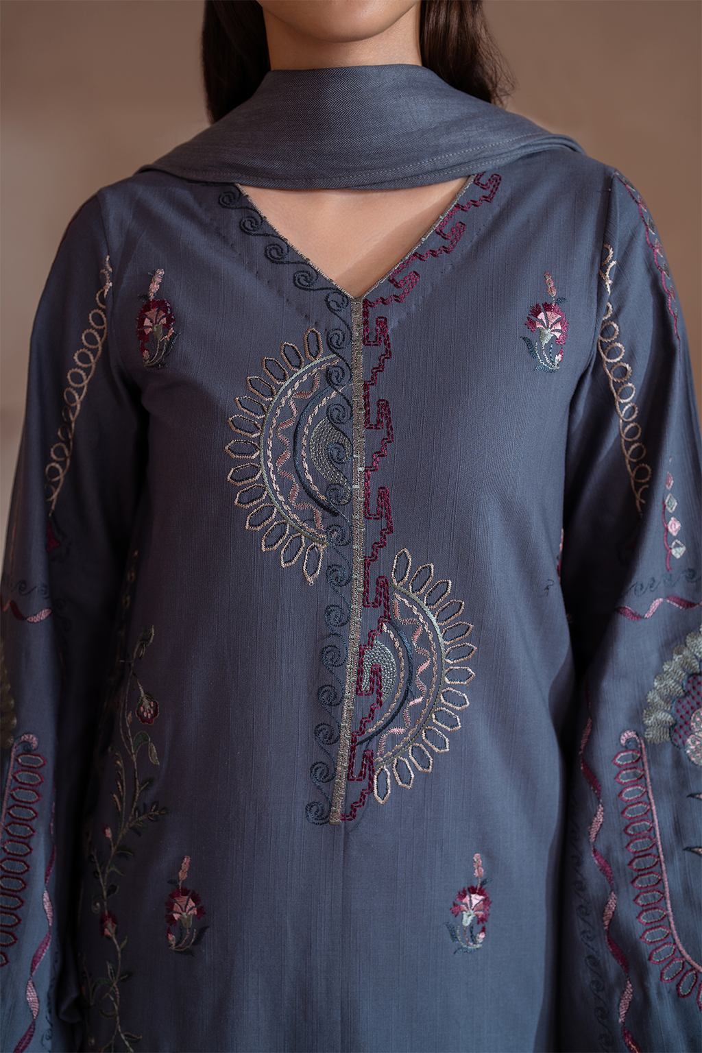 Iznik | Exclusive Winter | UE-360 - by - Libasekhas UK - Registered Vendor of : Iznik - 100% Original Designer Dresss