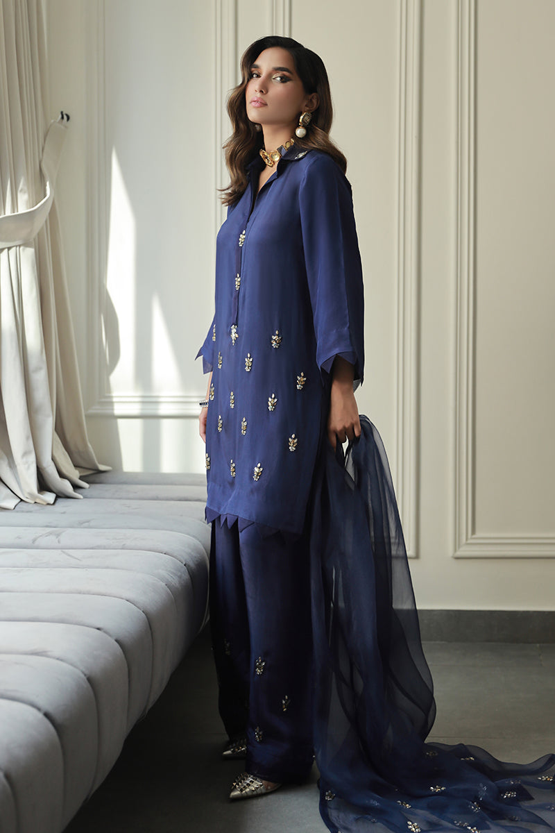 Wardha Saleem | Luxury Pret Traditional Wear | AMAVI - by - Libasekhas UK - Registered Vendor of : Wardha Saleem - 100% Original Designer Dresss