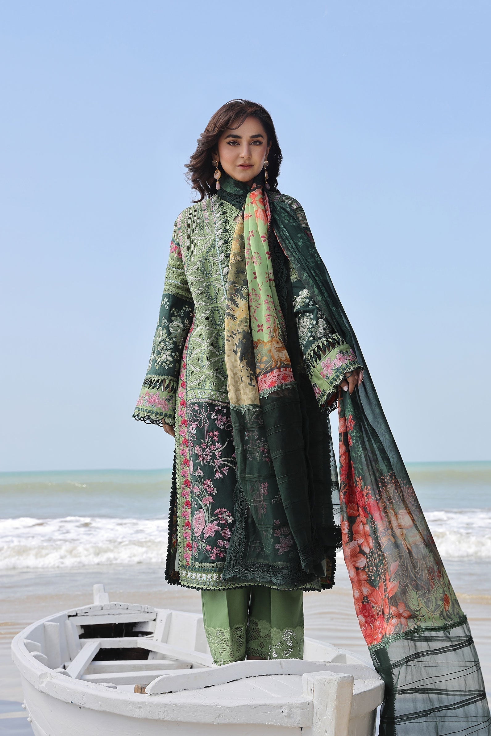 Maryam Hussain | Luxury Lawn 24 | GARDENIA - by - Libasekhas UK - Registered Vendor of : Maryam Hussain - 100% Original Designer Dresss