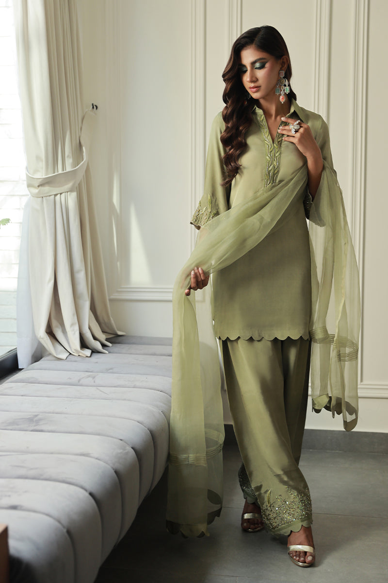 Wardha Saleem | Luxury Pret Traditional Wear | IARA - by - Libasekhas UK - Registered Vendor of : Wardha Saleem - 100% Original Designer Dresss