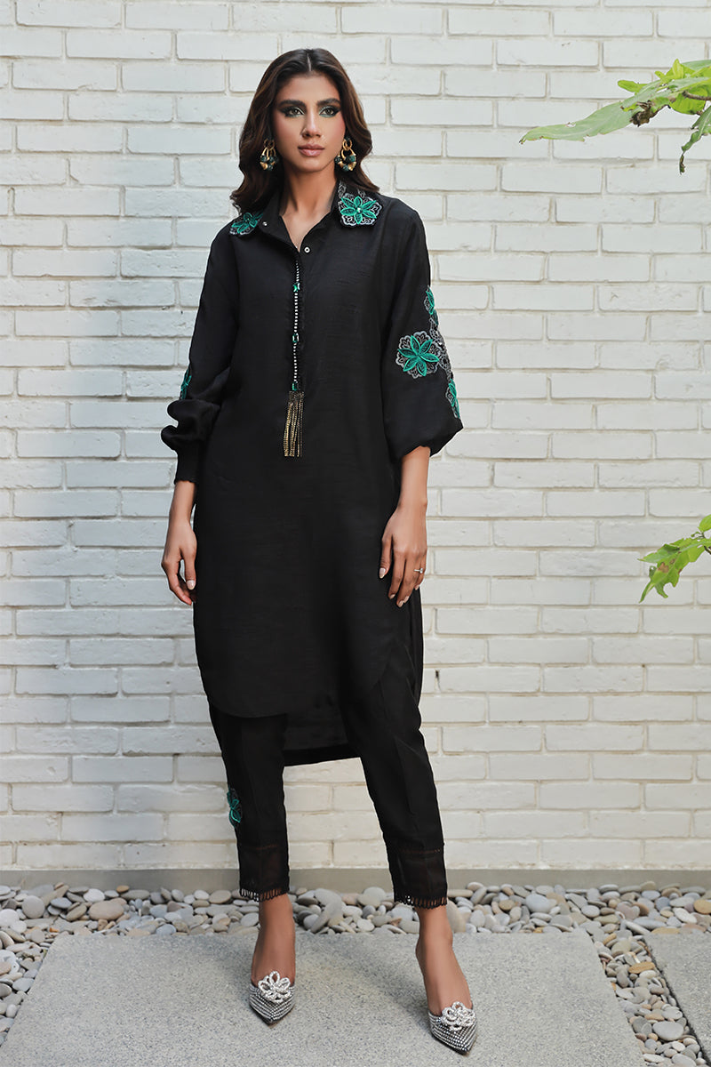 Wardha Saleem | Luxury Pret Traditional Wear | NOYA - by - Libasekhas UK - Registered Vendor of : Wardha Saleem - 100% Original Designer Dresss