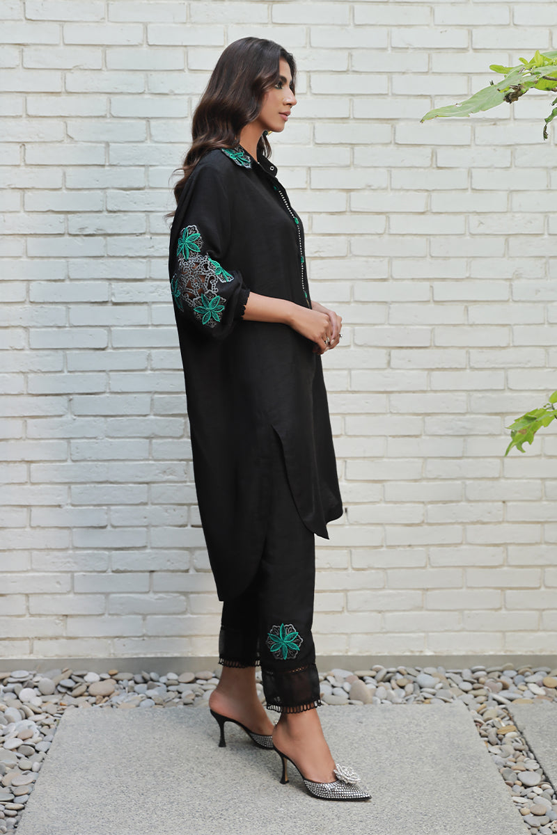 Wardha Saleem | Luxury Pret Traditional Wear | NOYA - by - Libasekhas UK - Registered Vendor of : Wardha Saleem - 100% Original Designer Dresss