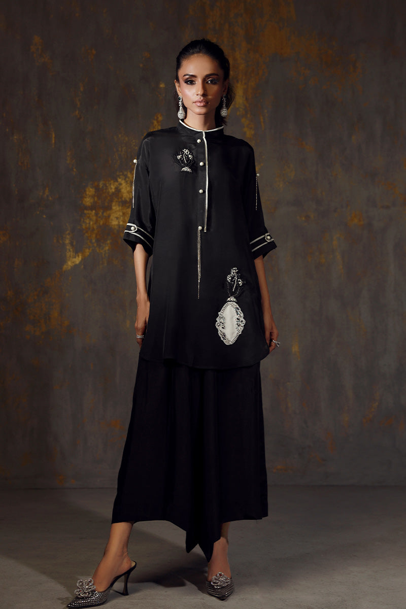 Wardha Saleem | Luxury Pret Fusion Wear | EVA - by - Libasekhas UK - Registered Vendor of : Wardha Saleem - 100% Original Designer Dresss