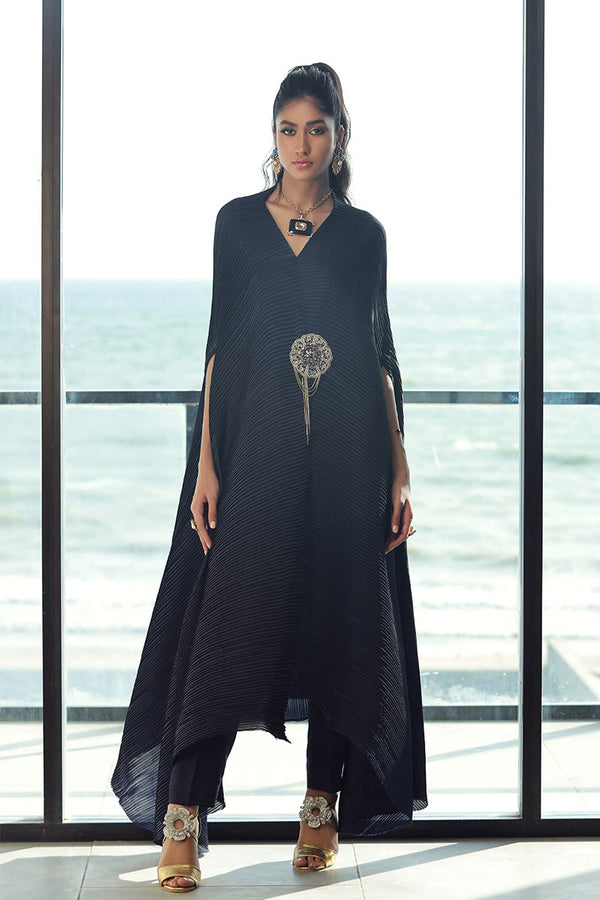 Wardha Saleem | Luxury Pret Fusion Wear | NAOMI (2PC) - by - Libasekhas UK - Registered Vendor of : Wardha Saleem - 100% Original Designer Dresss