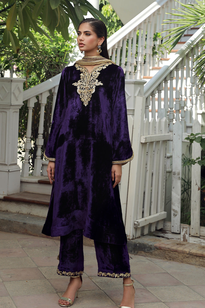 Sana Abbas | Velvet Formals | KANZITE - by - Libasekhas UK - Registered Vendor of : Sana Abbas - 100% Original Designer Dresss