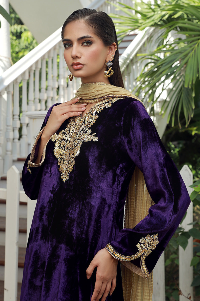 Sana Abbas | Velvet Formals | KANZITE - by - Libasekhas UK - Registered Vendor of : Sana Abbas - 100% Original Designer Dresss