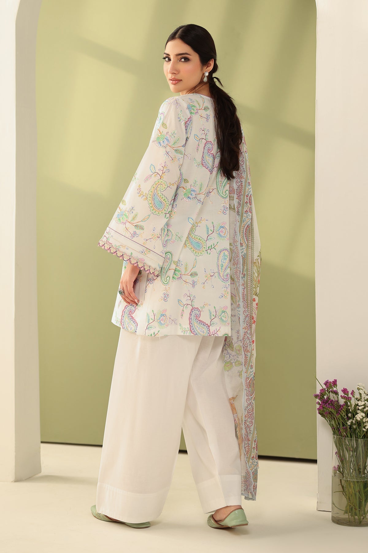 Baroque | Eid Printique | EMBROIDERED PRINTED LAWN UF-4179 - by - Libasekhas UK - Registered Vendor of : Baroque - 100% Original Designer Dresss