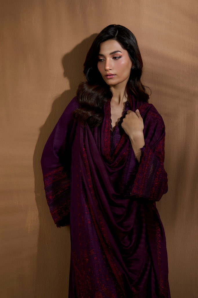 Sobia Nazir | Winter Shawl 25 | Design 2B - by Libasekhas UK - Registered Vendor of : Sobia Nazir - 100% Original Designer Dress