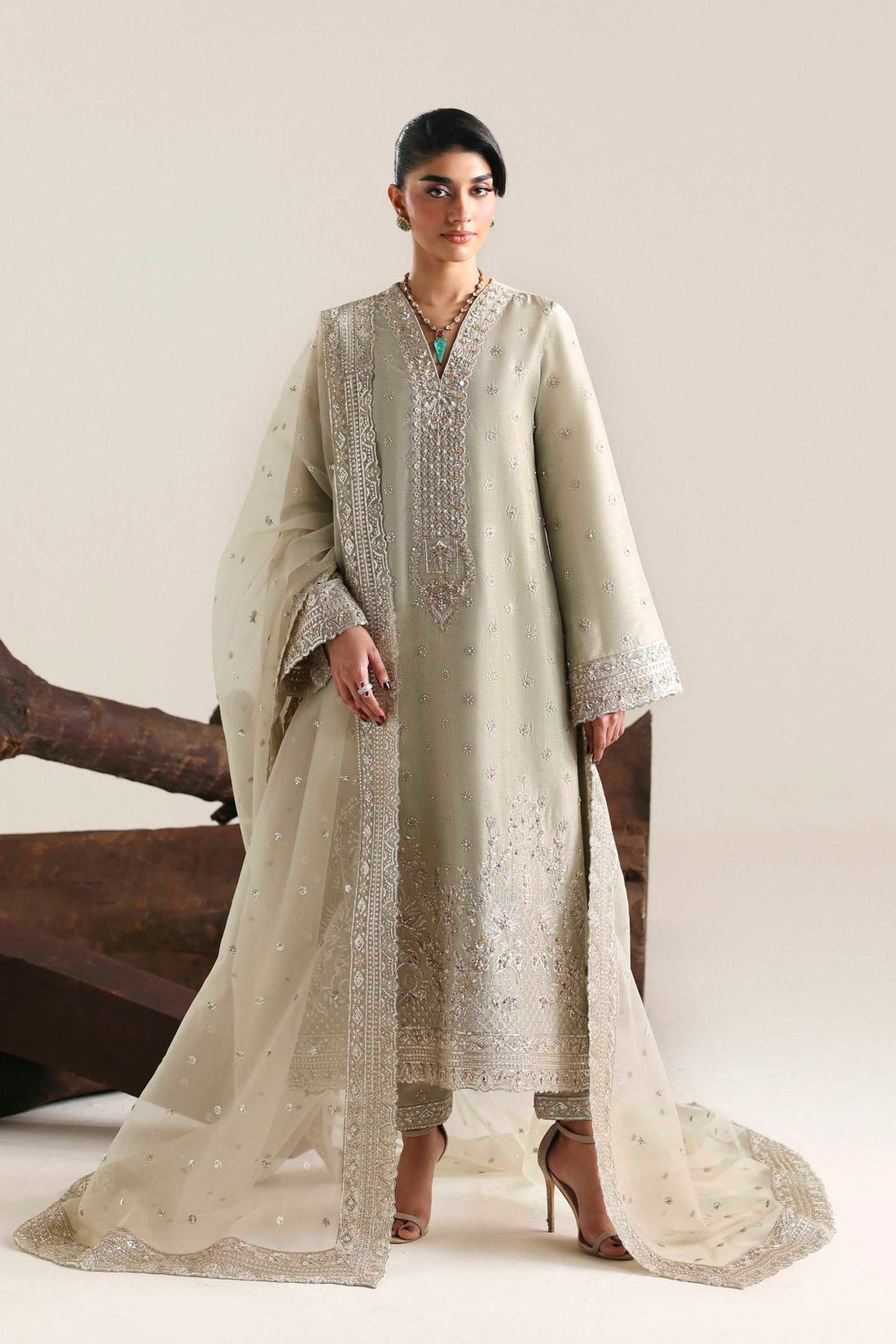 Akbar Aslam | Formal Pret | Aurex - by Libasekhas UK - Registered Vendor of : Akbar Aslam - 100% Original Designer Dress