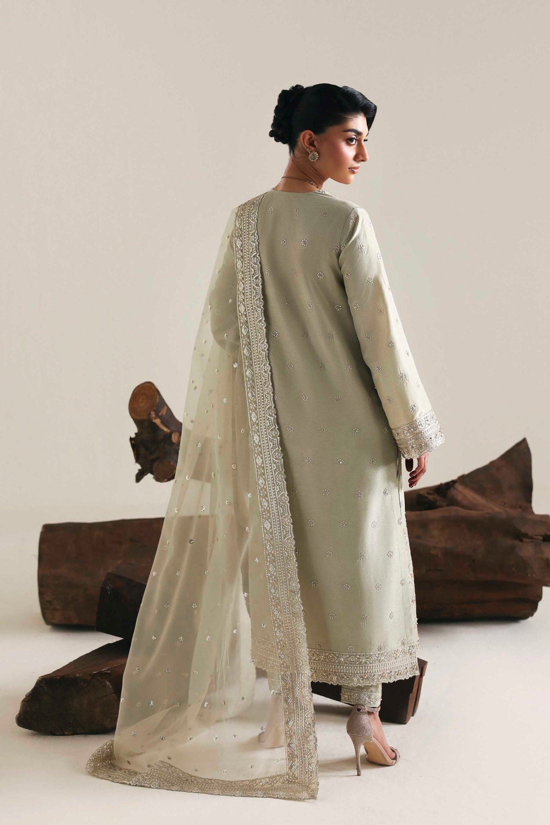 Akbar Aslam | Formal Pret | Aurex - by Libasekhas UK - Registered Vendor of : Akbar Aslam - 100% Original Designer Dress