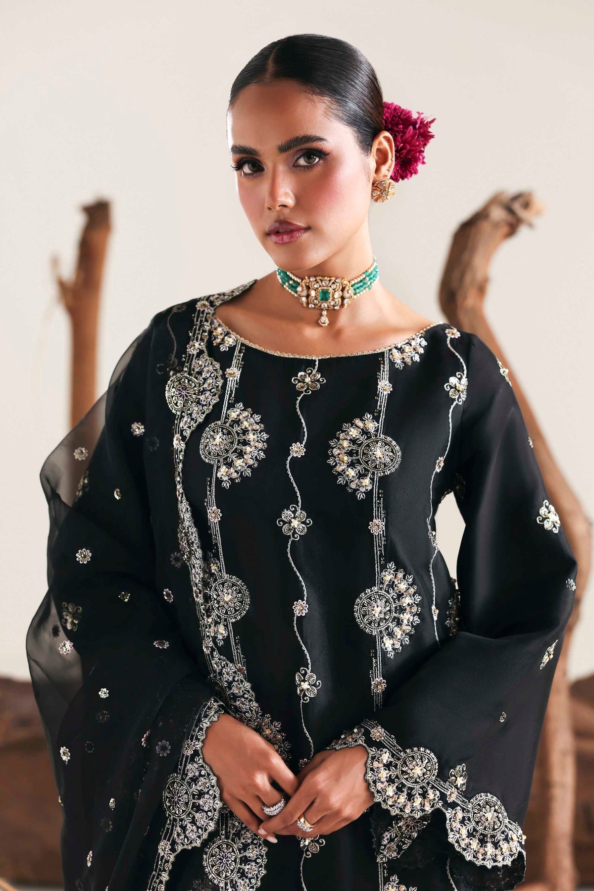 Akbar Aslam | Formal Pret | Caelis - by Libasekhas UK - Registered Vendor of : Akbar Aslam - 100% Original Designer Dress