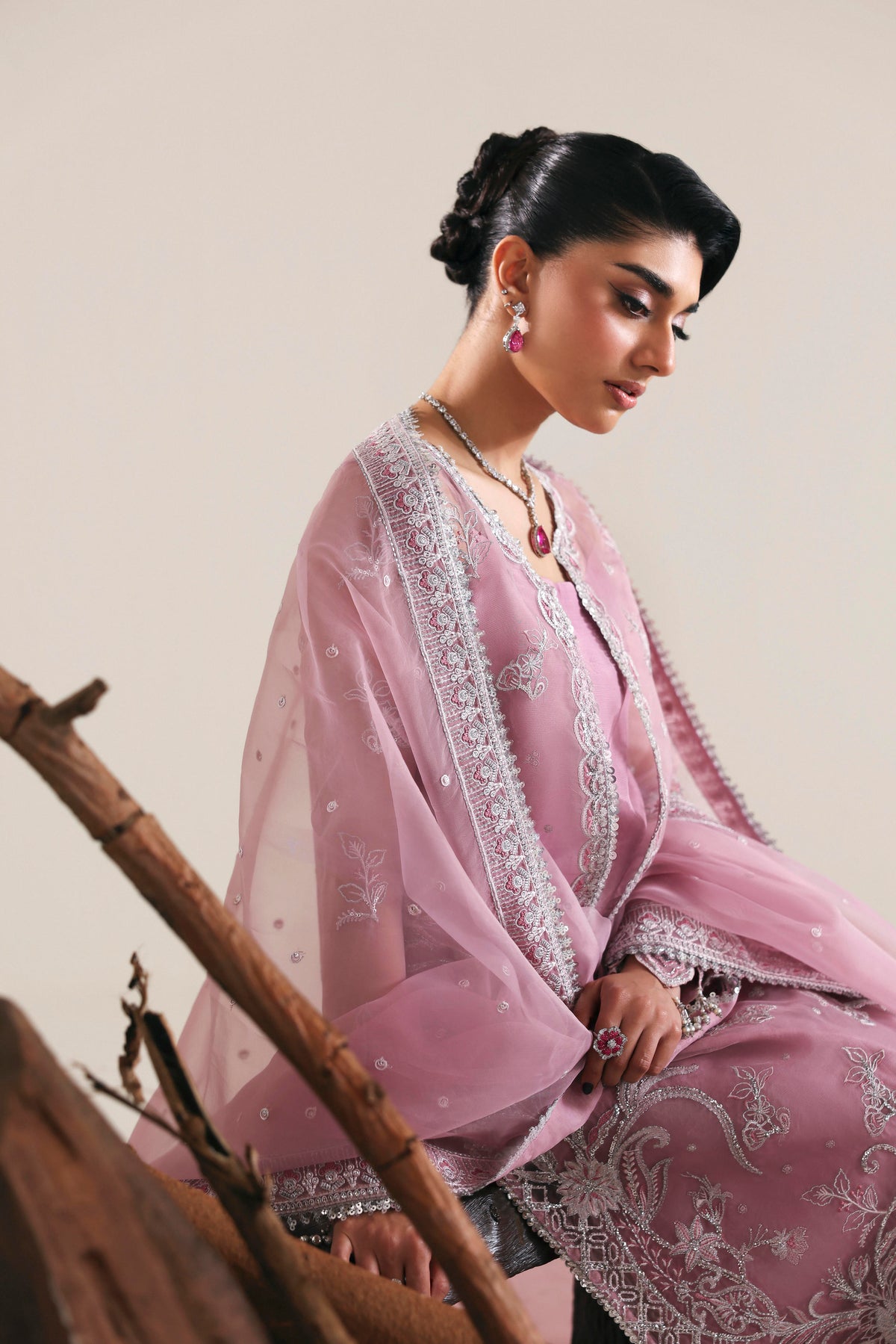 Akbar Aslam | Formal Pret | Vale - by Libasekhas UK - Registered Vendor of : Akbar Aslam - 100% Original Designer Dress